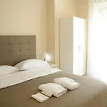 La Dolce Siesta Scafati-pompei 住宿加早餐酒店 3*